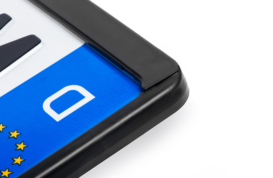 Kennzeichenhalter (1)